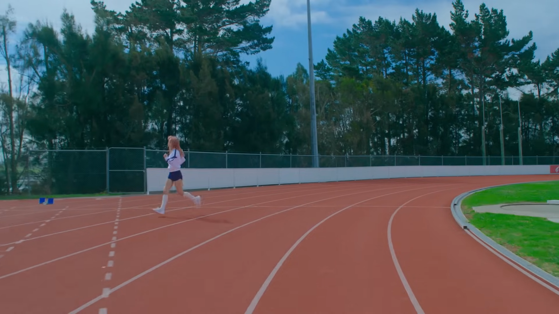 Vivi running off the track.